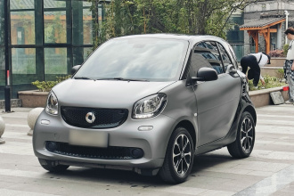 smart fortwo 2015款 1.0L 52千瓦硬顶激情版
