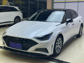 现代 索纳塔 2020款 270TGDi DCT GLS精英版