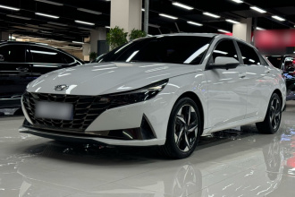 现代 伊兰特 2021款 1.5L CVT LUX尊贵版