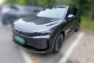 岚图汽车 岚图FREE 2025款 FREE+ 四驱乾崑版