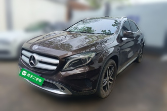 奔驰GLA 2016款 GLA 220 4MATIC 时尚型