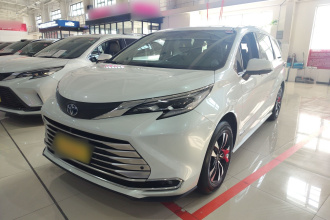 丰田 赛那SIENNA 2023款 2.5L混动 舒适版