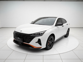 东风风神 奕炫 2023款 马赫版 1.5L 自动追风版