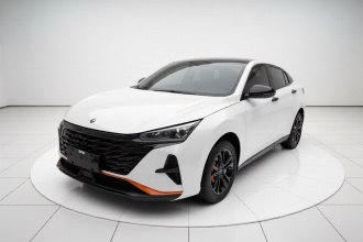 东风风神 奕炫 2023款 马赫版 1.5L 自动追风版