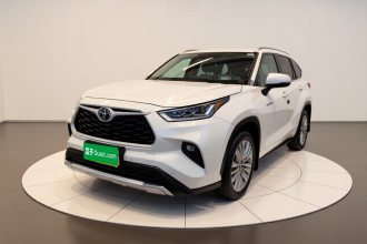 丰田 汉兰达 2022款 双擎 2.5L 四驱尊贵版 7座