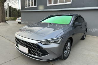 比亚迪 秦PLUS 2023款 冠军版 DM-i 120KM卓越型