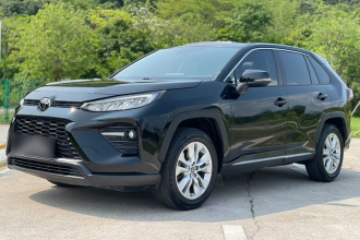 丰田 威兰达 2020款 2.0L CVT两驱豪华版