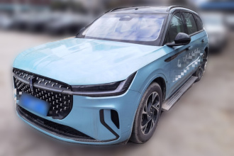 林肯 航海家 2023款 2.0T 四驱尊逸混动版