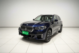 宝马X5 2022款 改款 xDrive 30Li M运动套装