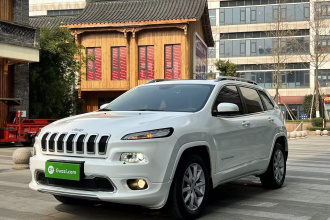 Jeep 自由光 2017款 2.4L 专业版