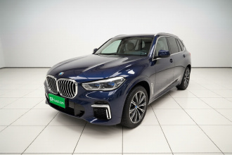 宝马X5 2022款 改款 xDrive 30Li 尊享型M运动套装