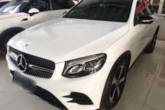 奔驰GLC轿跑 2018款 GLC 200 4MATIC 轿跑SUV