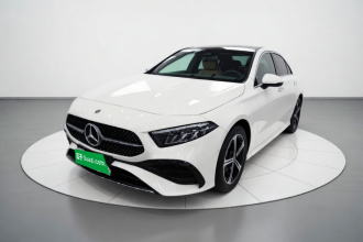 奔驰A级 2024款 A 200 L 时尚型