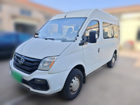 上汽大通MAXUS 新途V80 2018款 2.5T 6挡手动傲运通短轴中顶5-6座