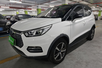 比亚迪 元新能源 2018款 EV360 智联创酷型