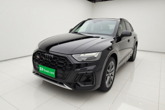 奥迪Q5L 2024款 40 TFSI 豪华动感型