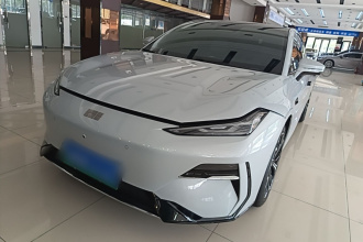 吉利银河 银河E8 2025款 700km 远航智驾版