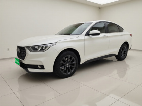 宝骏RC-6 2019款 1.5T 手动24小时在线豪华型