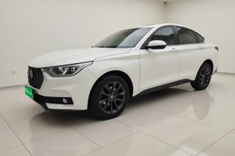 宝骏RC-6 2019款 1.5T 手动24小时在线豪华型