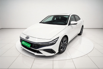 现代 伊兰特 2023款 1.5L CVT LUX尊贵版