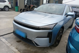 吉利银河 银河L6 2025款 EM-i 140km 星舰版