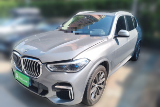 宝马X5 2022款 xDrive 30Li 尊享型M运动套装