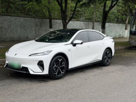 深蓝汽车 深蓝L07 2026款 240Ultra华为乾崑ADS SE版