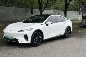 深蓝汽车 深蓝L07 2026款 240Ultra华为乾崑ADS SE版