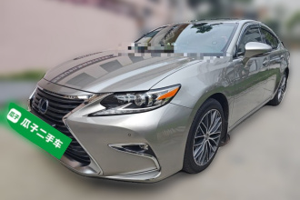 雷克萨斯ES 2015款 300h 豪华版