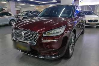 林肯 冒险家 2022款 2.0T 两驱尊享版