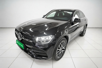 奔驰GLC轿跑 2023款 GLC 260 4MATIC 轿跑SUV