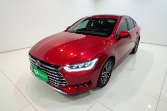 比亚迪 秦Pro新能源 2018款 DM 1.5TI 自动智联锐耀型