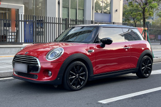 MINI 2019款 1.5T COOPER 艺术家
