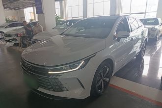 比亚迪 驱逐舰05 2022款 DM-i 120KM 尊贵型