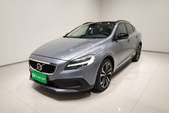 沃尔沃V40,自动挡，主副驾电动座椅，自动，1.5T，五座   全景天幕，遮阳帘 