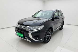 三菱 欧蓝德 2019款 2.0L 两驱畅享版 5座 国V