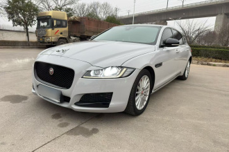 捷豹XFL 2020款 XFL 2.0T P200 两驱精英版