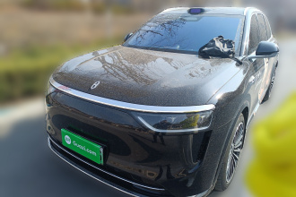 鸿蒙智行 问界M8 2025款 增程 Max+版 53.4kWh 6座版