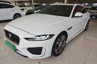 捷豹XEL 2020款 2.0T 200PS R-DYNAMIC S进取运动版