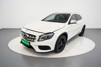 奔驰GLA 2019款 GLA 200 时尚型