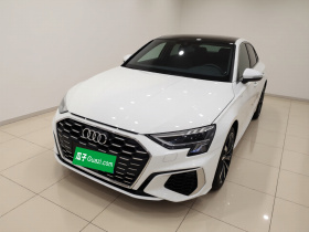 奥迪A3 2022款 A3L Limousine 35 TFSI 时尚运动型