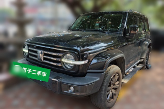 坦克300 2021款 城市版 2.0T 很有型