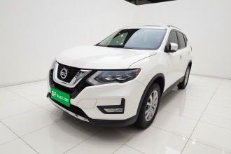 日产 奇骏 2022款 改款 2.0L 两驱智联臻享版