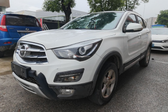 海马S5 2015款 1.6L 手动豪华型天窗版