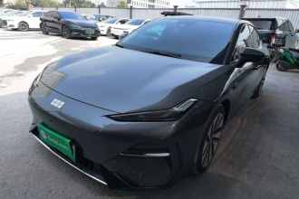 吉利银河 银河E8 2024款 665km 后驱星舰 远航版