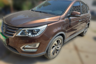 宝骏560 2016款 1.8L 手动豪华型