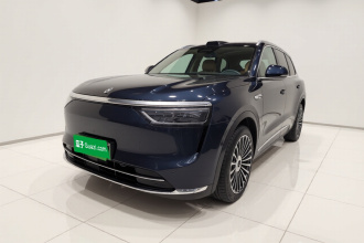 鸿蒙智行 问界M8 2025款 增程 Ultra版 53.4kWh 5座版 (192线激光雷达）