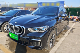 宝马X5 2022款 改款 xDrive 30Li 尊享型M运动套装