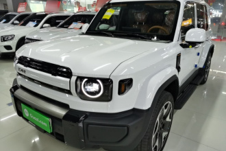 iCAR V27 2026款 200KM四驱猎鹰500