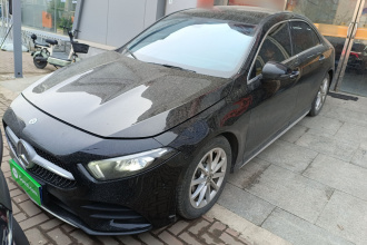 奔驰A级 2019款 A 200 L 运动轿车